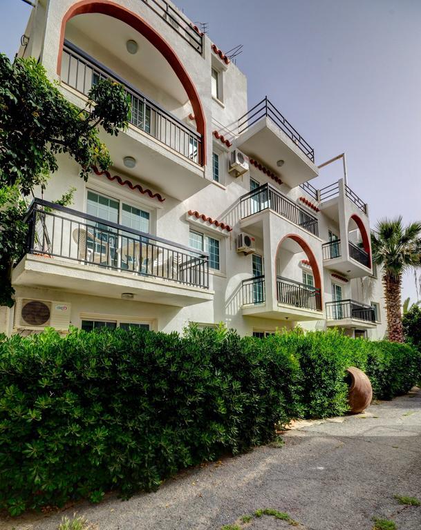 Renos Apartments Polis Dış mekan fotoğraf