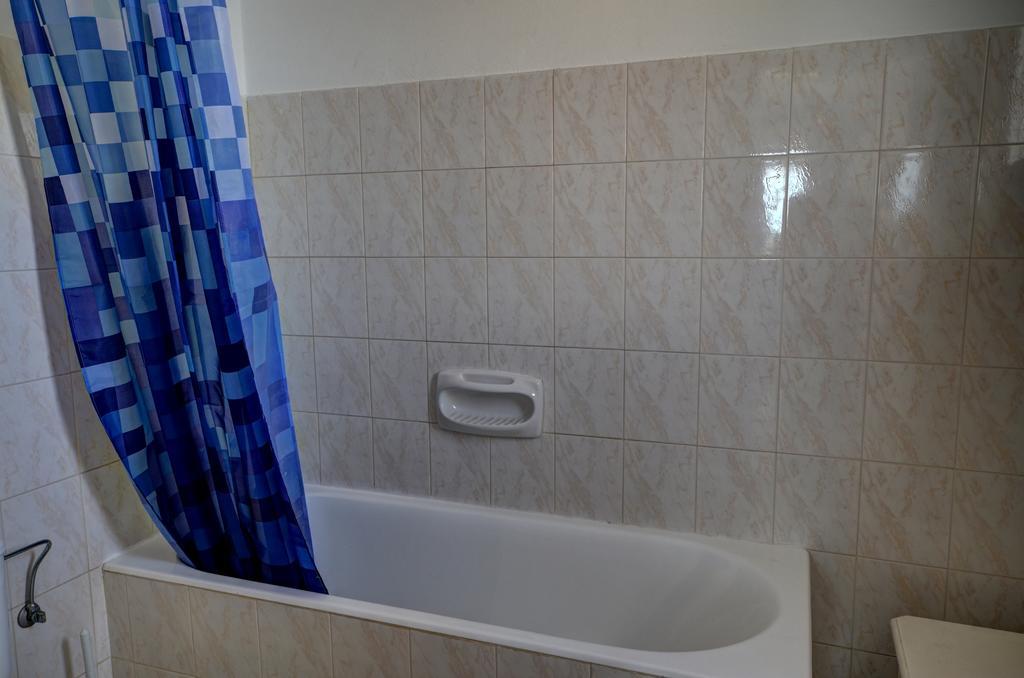 Renos Apartments Polis Dış mekan fotoğraf