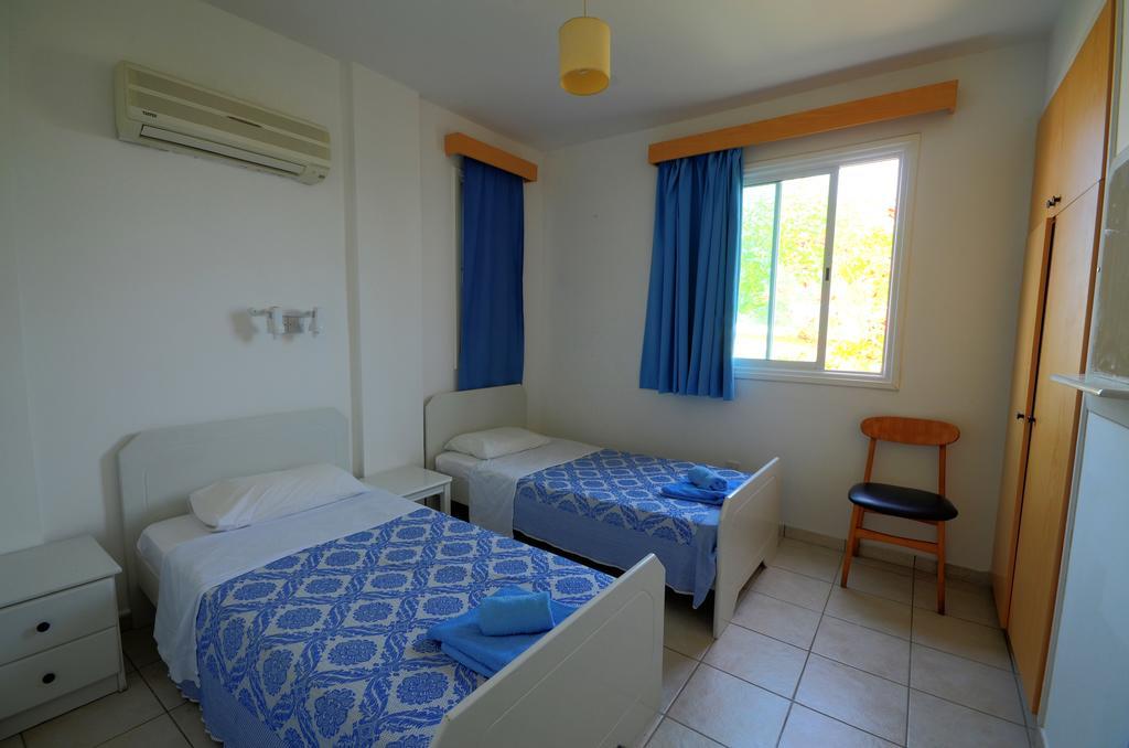 Renos Apartments Polis Dış mekan fotoğraf