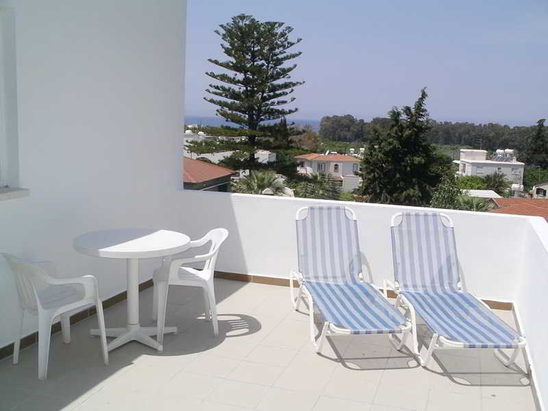 Renos Apartments Polis Dış mekan fotoğraf